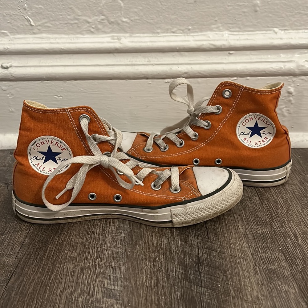 Orange Hightop All-Star Converse 🧡